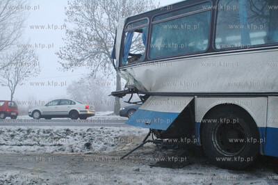 Okolo godziny 7.15 w Kazimierzowie na drodze krajowej...