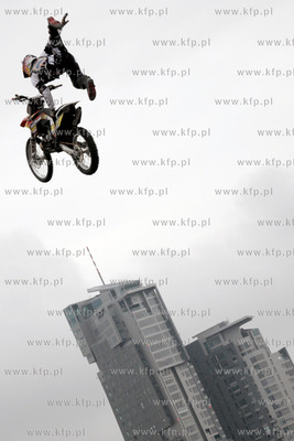 Gdynia, Skwer Kosciuszki. Red Bull X-Fighters Jams....