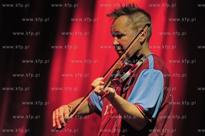 Hala Gdynia. Koncert Nigel Kennedy: Hendrix.  17.03.2012...