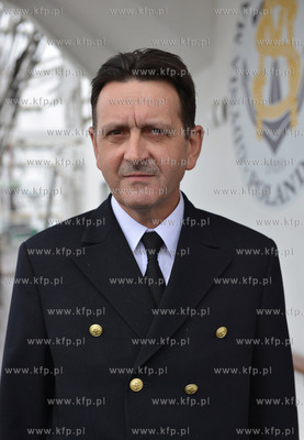 Kpt. Rafal Szymanski został 16 kapitanem Daru Mlodziezy....