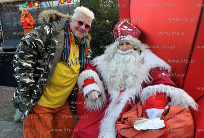 Swiateczne wigilijne spotkanie mieszkancow i wladz...