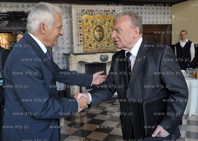 Dwor Artusa w Gdansku. Uroczystosc wreczenia Nagrody...