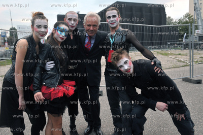 Otwarcie Teatru Szekspirowskiego w Gdansku. Po ogloszeniu...