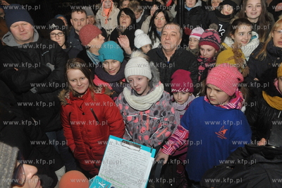 Protest przeciwko zamiarowi likwidacji Palacu Mlodziezy...