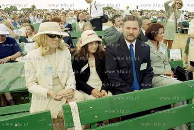 Papież Jan Paweł II w Sopocie. Oczekiwanie na mszę...