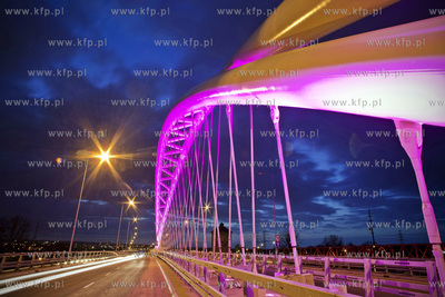 Gdansk Letnica. Wiadukt przy PGE Arenie w ciagu Trasy...