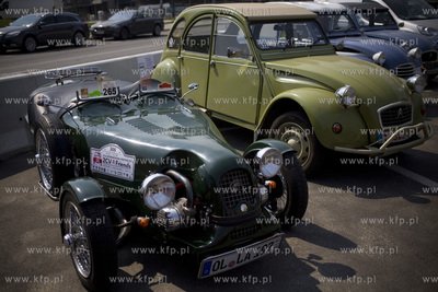 Gdańsk. Samochody marki citroen ze Światowego Zlotu...