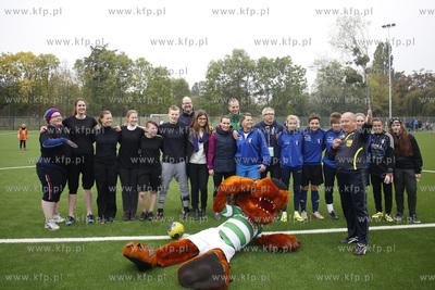 Gdansk Zaspa. Pilkarski turniej dzikich druzyn Do przerwy...