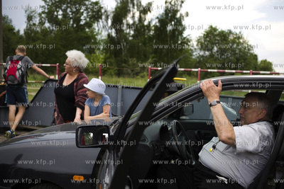 Ostatnie przeprawy przez Martwą Wisłe promem Wisłoujście.
31.05.2016
fot....