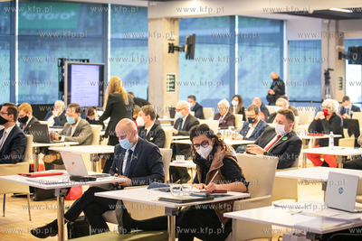 Stadion Gdańsk. Nadzwyczajna sesja Rady Miasta Gdańska....