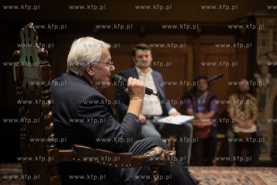 Ratusz Staromiejski. Spotkanie z Michałem Targowski,...