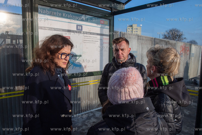 Testowy rejs promu F8, kursującego wzdłuż remontowanego...
