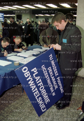 Pierwsza konwencja Platformy Obywatelskiej zalozonej...