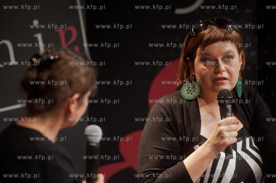 Gdynia. Teatr Miejski im Witolda Gombrowicza. Jesienne...