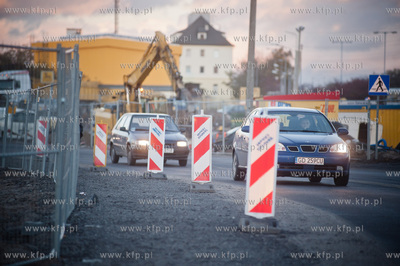 Gdansk. Zmiana w organizacji ruchu na budowie wezla...