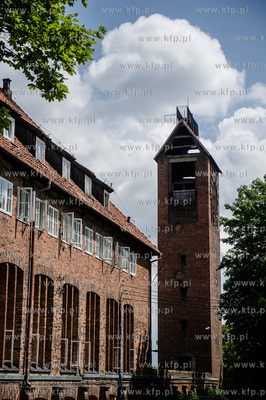 Gdansk. Biskupia Gorka. Zabytkowy budynek dawnego Schroniska...
