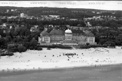 Grand Hotel w Sopocie z lotu ptaka. 3.07.1979 1lipiec79_z.kosycarz_p6...