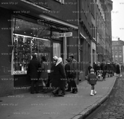 Sklep obuwniczy na ulicy Panskiej w Gdansku. grudzien_VI_70...