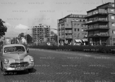 Ulica Grunwaldzka w Gdąńsku Wrzeszczu. (lata60).
1962
0003850z
Fot....