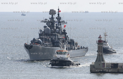 Gdynia. Wizyta trzech okretow Floty Baltyckiej Federacji...