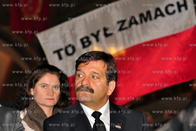 Pogrzeb Anny Walentynowicz. Nabozenstwo w kosciele...