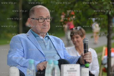 IV. Nadmorski Plener Czytelniczy Gdynia 2015. 55 oficyn...