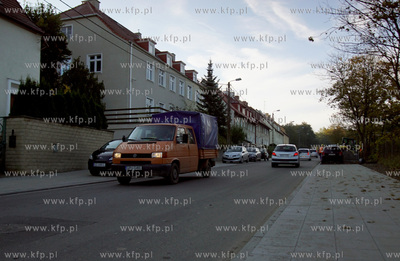 Gdańsk. Ulica Sobieskiego po remoncie nawierzchni....
