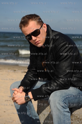 Top-Trendy, nz Lukasz Mroz, czyli MROZO.
27.06.2009
fot....