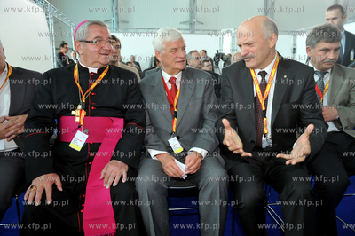 Otwarcie pierwszej w Polsce bazy paliw LOTOS Tank dla...