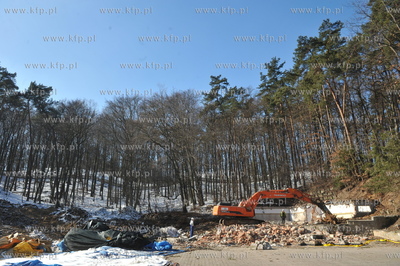 Remont i przebudowa Opery Lesnej w Sopocie. Rozebrano...