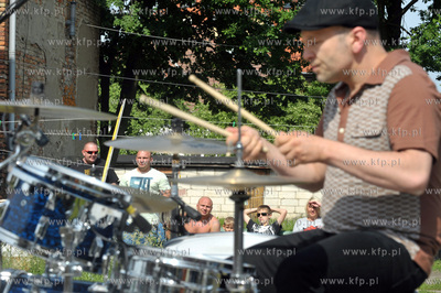 Streetwaves czyli artystyczna akcja miejska w Gdansku...