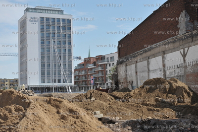 Gdansk. Wyspa Spichrzow. Uroczystosc wmurowania kamienia...