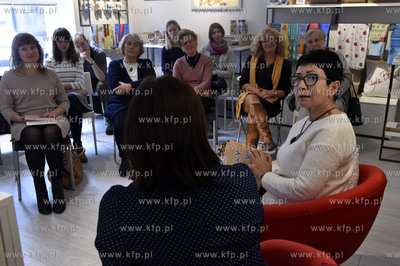 Galerii Sztuk Różnych Kosycarz M. Beneda. Promocja...