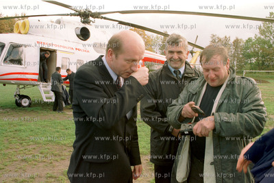 Powitanie tabaka Macieja Plazynskiego po wyladowaniu...