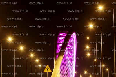 Gdansk Letnica. Wiaduktu przy PGE Arenie w ciagu Trasy...