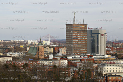 Gdansk. Widok z Gory Gradowej. Nz od lewej Kosciol...
