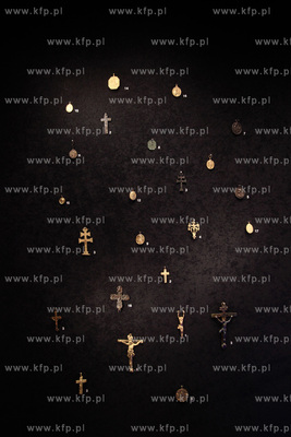 Uroczyste otwarcie Piwnicy Romanskiej z XIIIw., ktora...