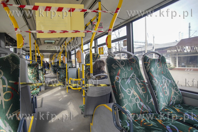 Autobus komunikacji miejskiej w Gdańsku linii 262....