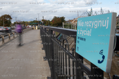 Na gdańskich mostach i wiaduktach pojawiły się tabliczki...