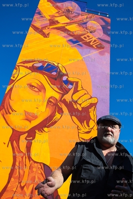 Gdańsk Zaspa, ul. Pilotów 16 f. Prezentacja muralu...