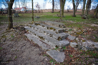 Gdansk. Teren bylego cmentarza ewngelickiego w Ujescisku,...