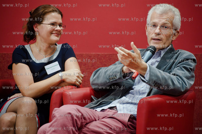 Gdansk. Biblioteka Manhattan w CH Manhattan. Spotkanie...