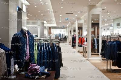 Gdynia. CH Riviera. Otwarcie salonu multibrandu Van...