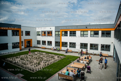 Gdansk. Kokoszki. Dzien otwarty nowo powstalej Pozytywnej...