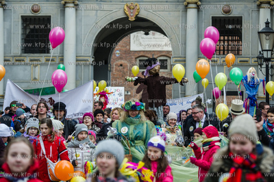 Gdansk. Wspolny przemarsz pod haslem Radoscia powitaj...