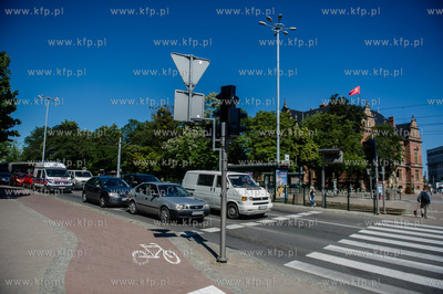 Gdansk. Skrzyzowanie Huciska oraz Walow Jagiellonskich.
02.07.2015
fot....