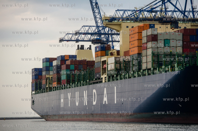 Gdansk. Terminal kontenerowy DCT. Kolejne zawiniecie...