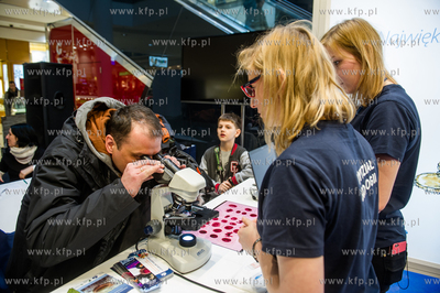 Gdansk. Galeria Baltycka. Uniwersalna Strefa Nauki...