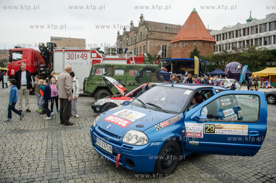 Gdańsk. Targ Węglowy. VIII Festiwal Temperatury im....