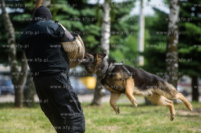 Gdańsk. Matarnia. Oddzial Prewencji Policji KWP w...